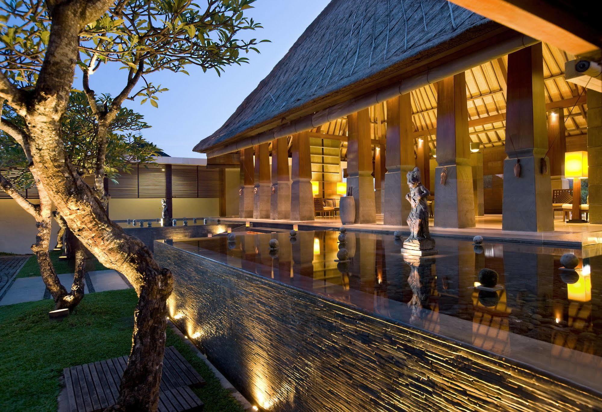 The Kayana Villa Seminyak Dış mekan fotoğraf